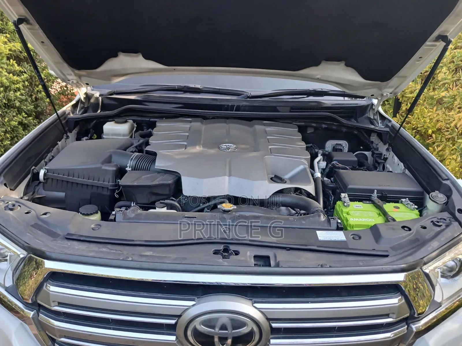 Toyota Land Cruiser 4.6 V8 AX G Selection 2016 White