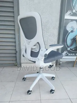 Semi Ergonomic Chair