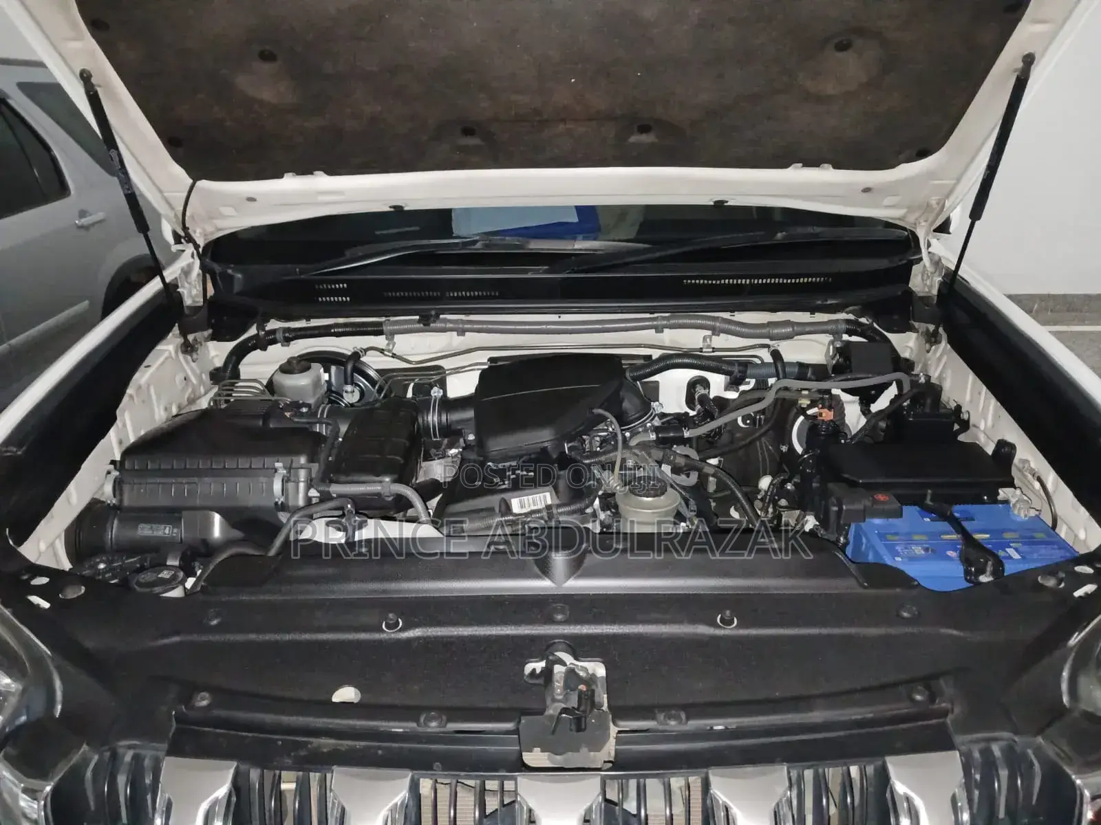 Toyota Land Cruiser Prado 2015 White
