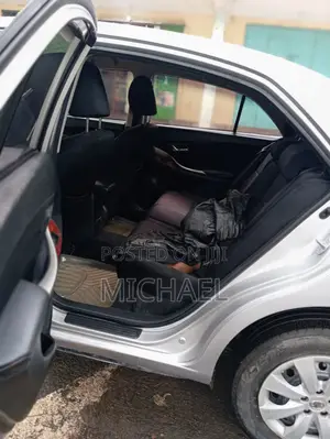 Toyota Allion 2010 Silver