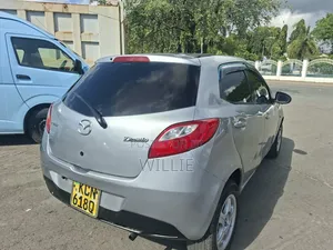 Mazda Demio 2010 Silver