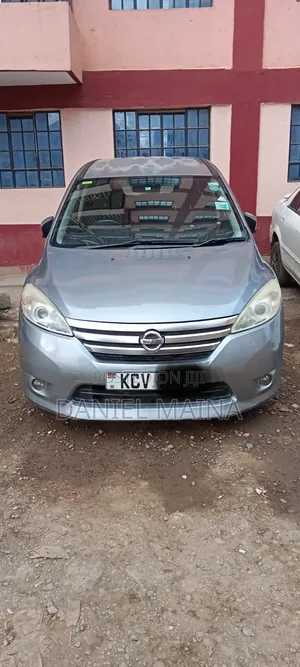 Nissan Lafesta 2012 Silver