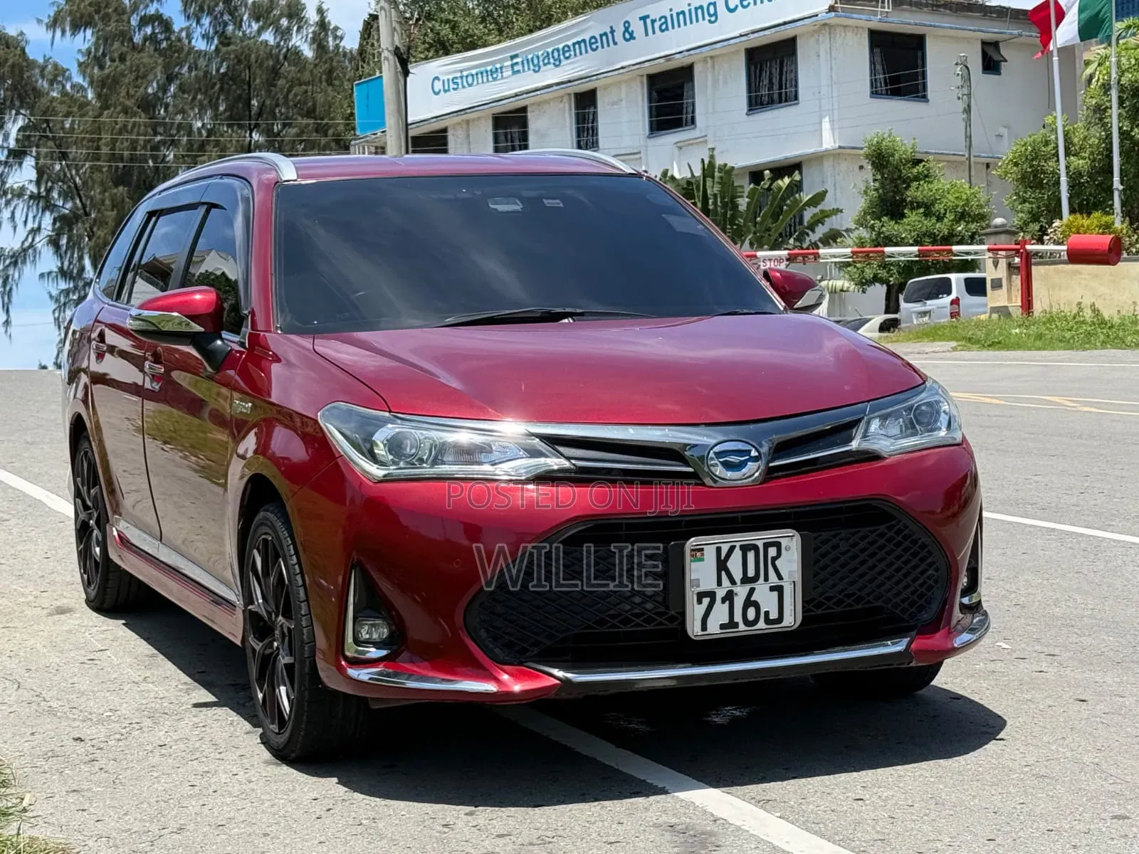 Toyota Corolla Fielder 2017 Red