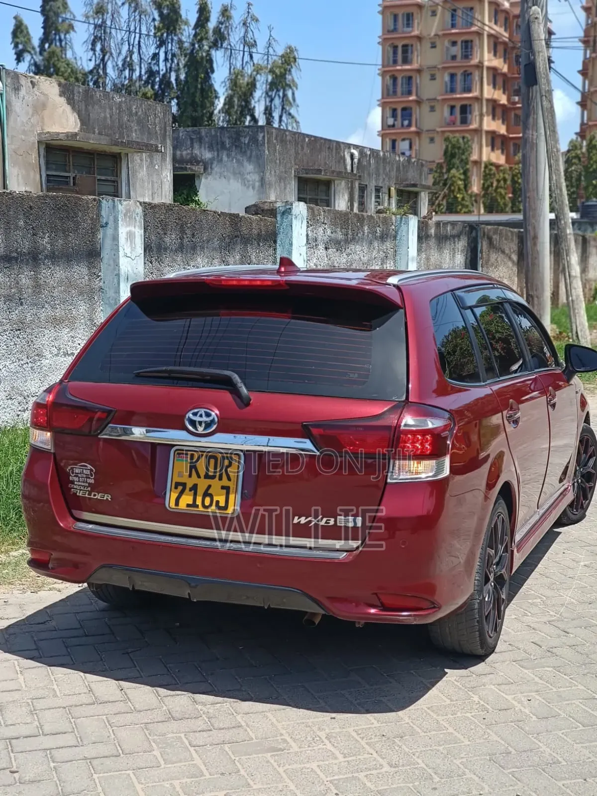 Toyota Corolla Fielder 2017 Red