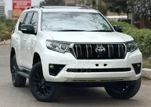 Toyota Land Cruiser Prado 2.8 2021 White