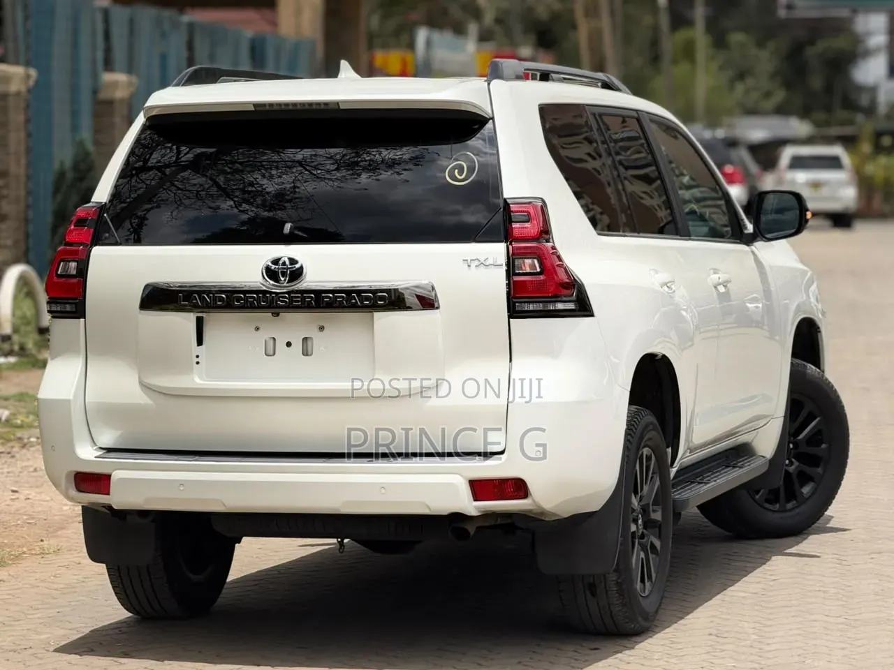 Toyota Land Cruiser Prado 2.8 2021 White
