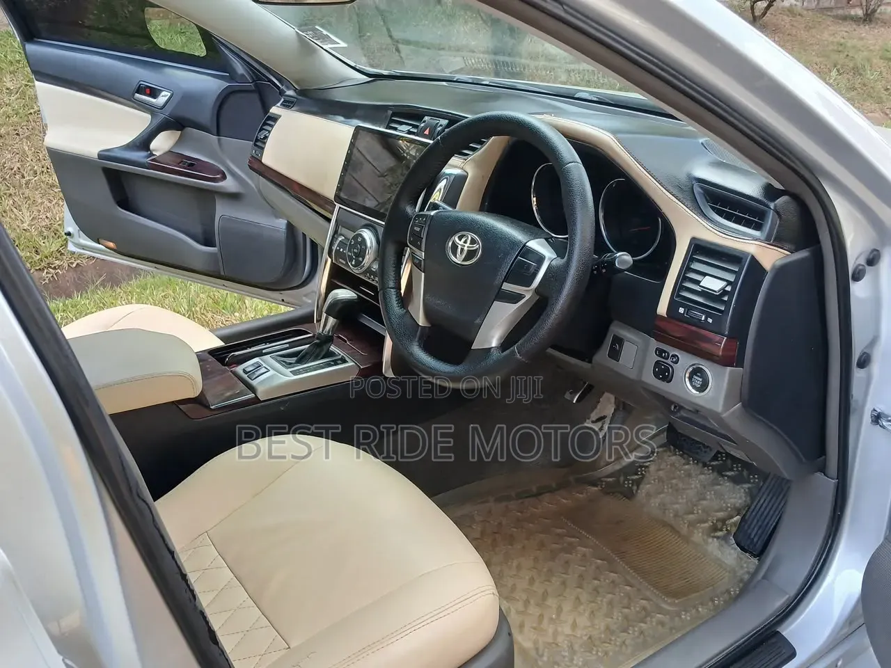 Toyota Mark X 2011 Silver