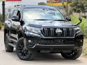 Toyota Land Cruiser Prado 2.8 2023 Black