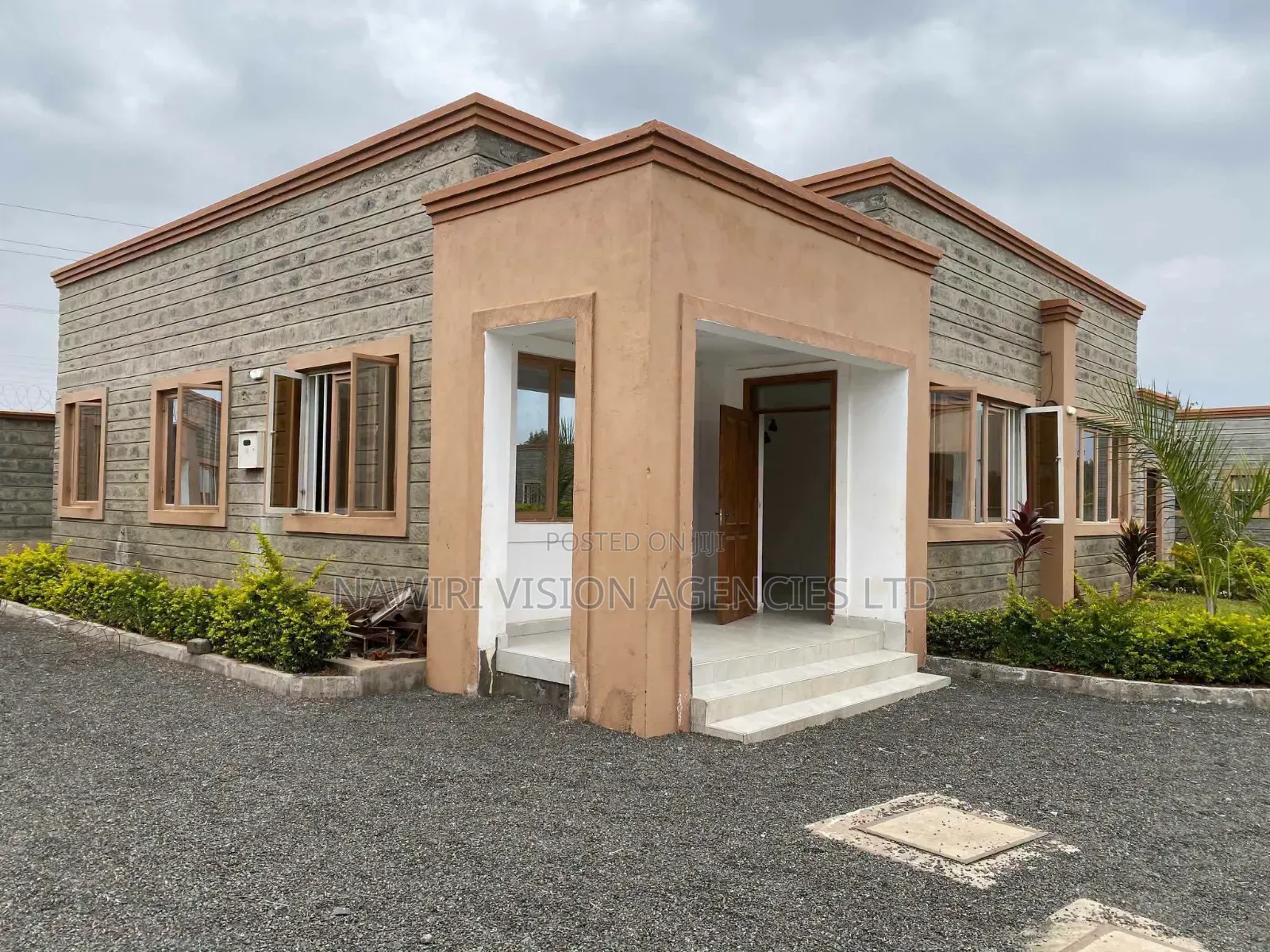 3bdrm Bungalow in Malaa for sale