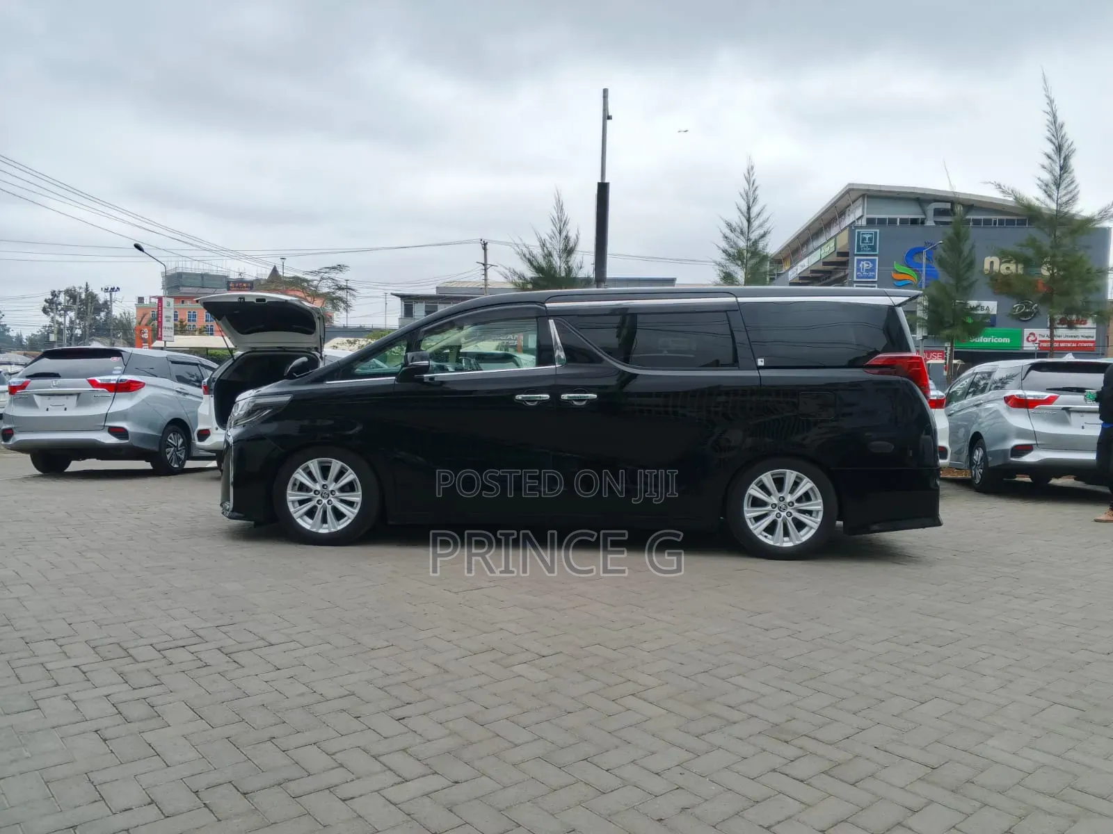 Toyota Alphard 2020 Black
