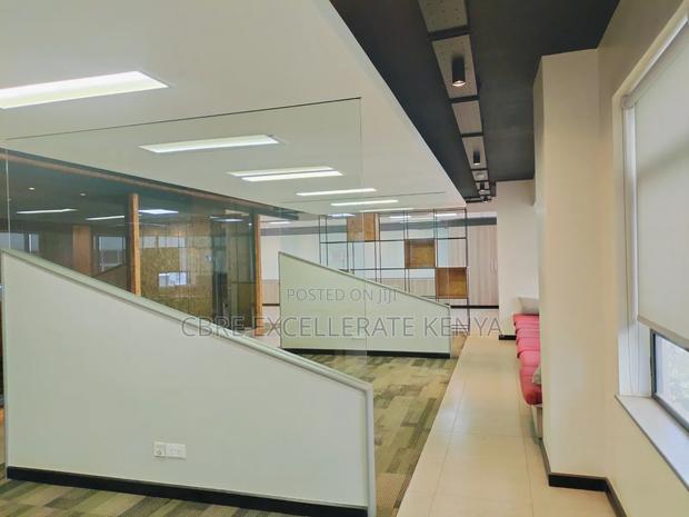 Partitioned and Fitted Office Space - thumbnail 5