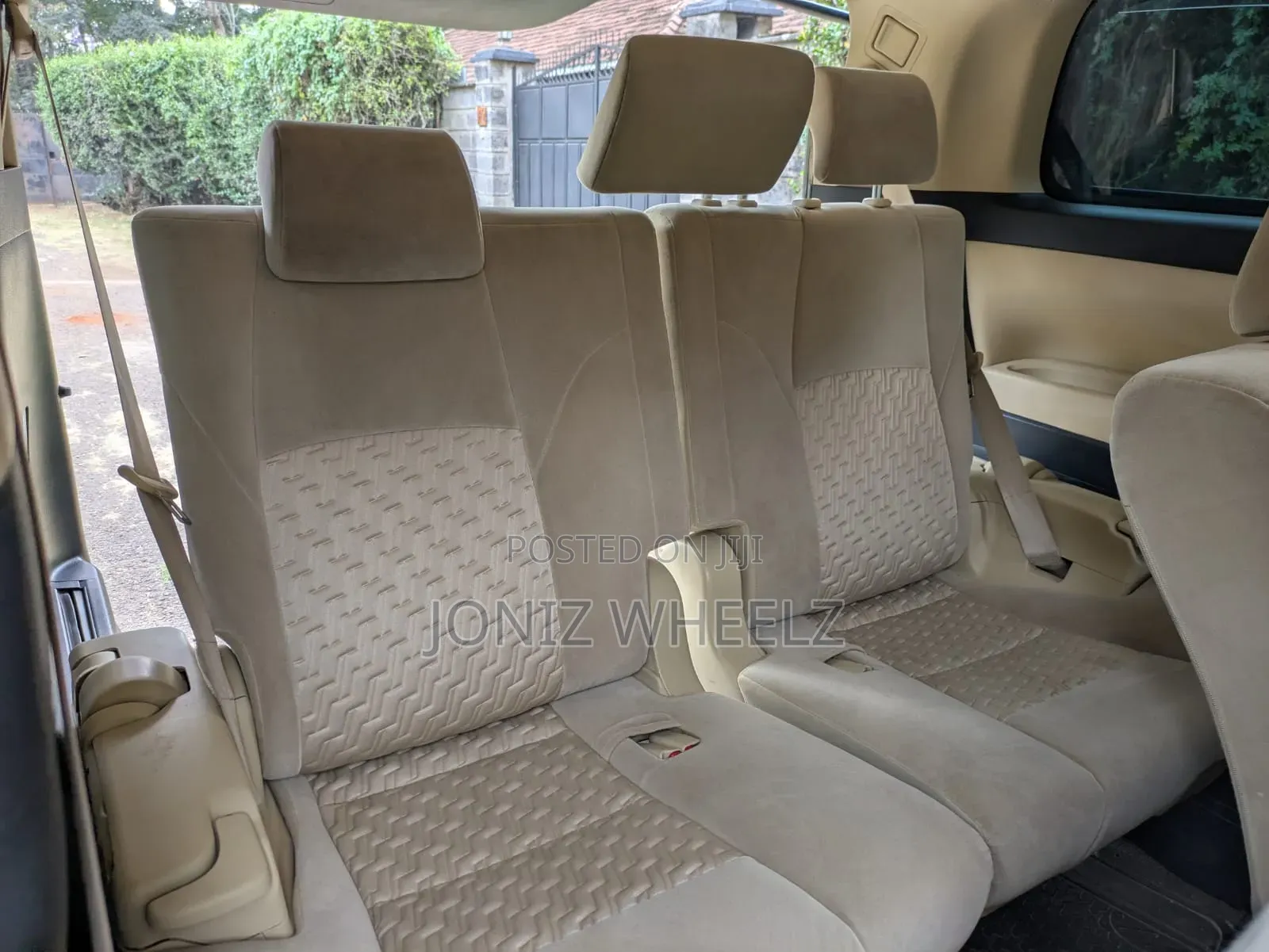 Toyota Vellfire Z G Edition 2.5 FWD 7-Seater 2015 Black