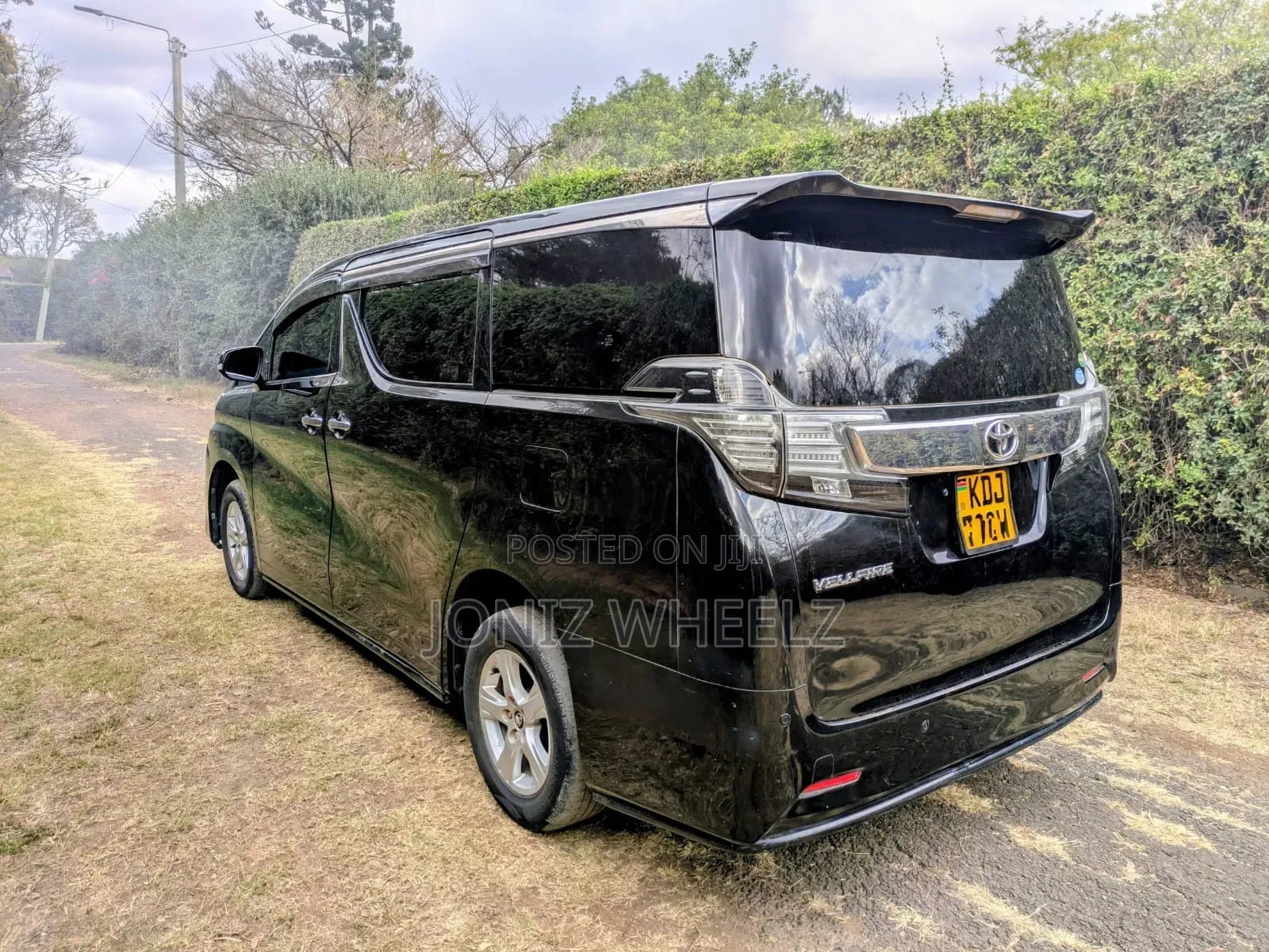 Toyota Vellfire Z G Edition 2.5 FWD 7-Seater 2015 Black