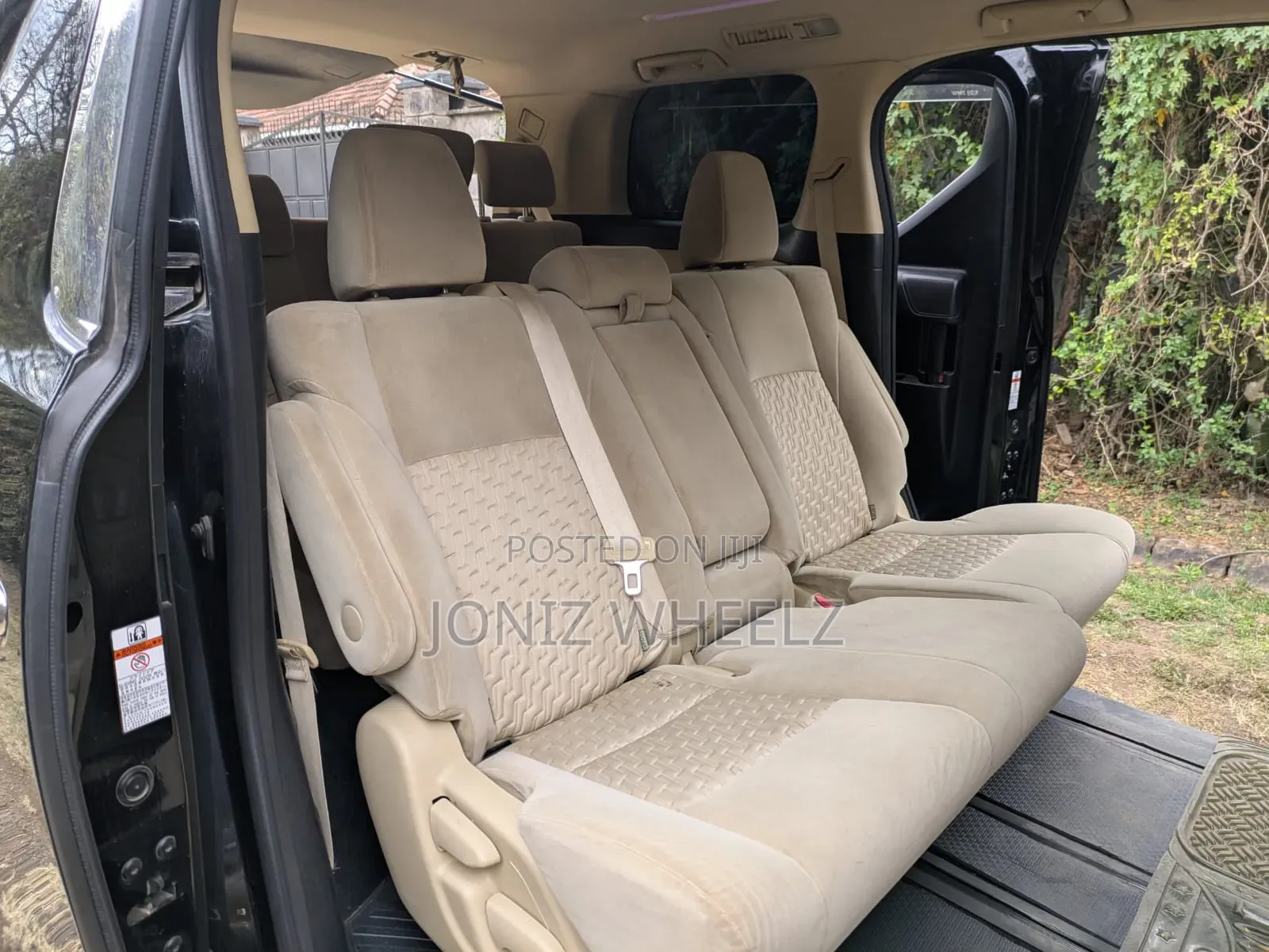 Toyota Vellfire Z G Edition 2.5 FWD 7-Seater 2015 Black