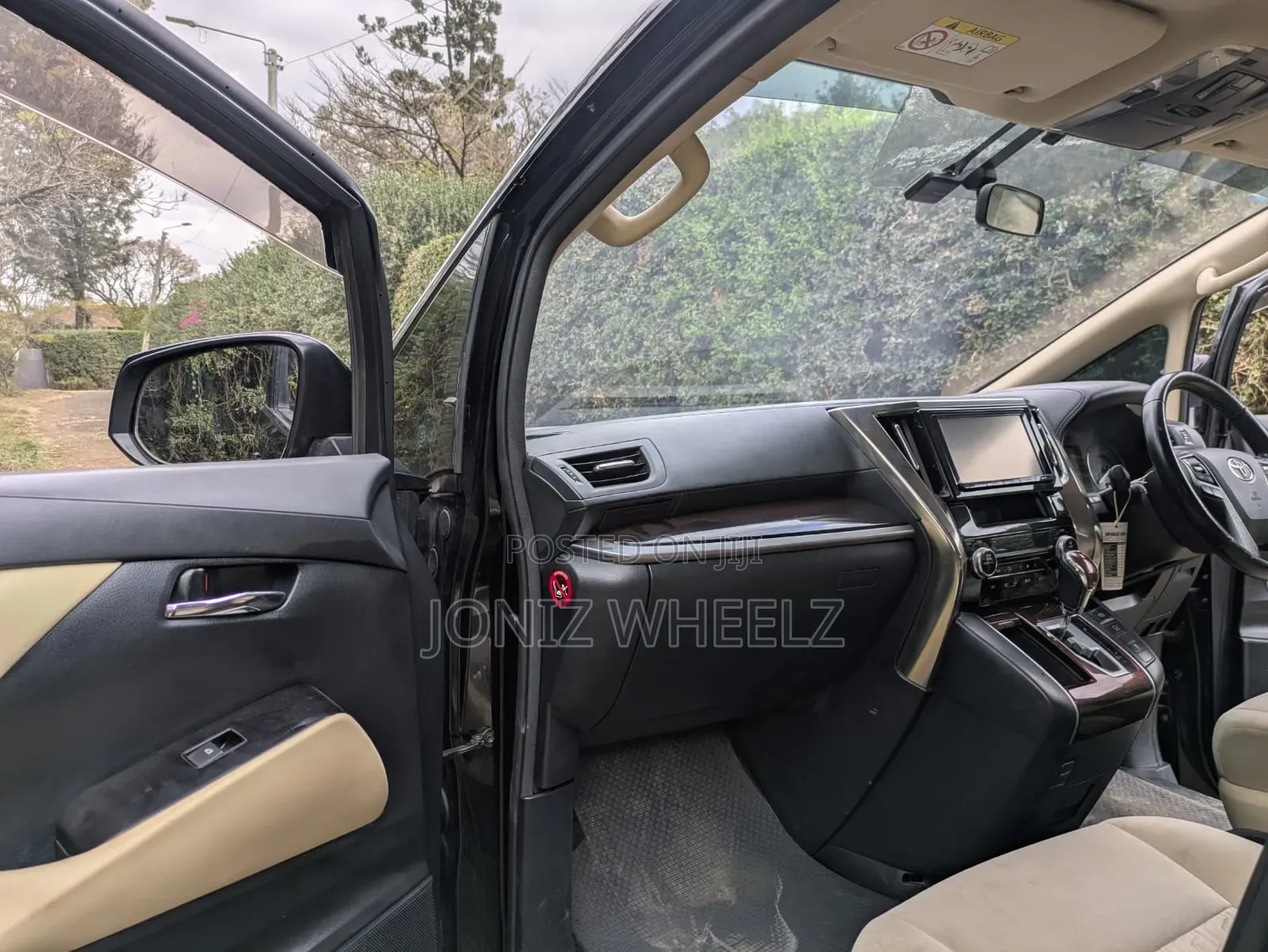 Toyota Vellfire Z G Edition 2.5 FWD 7-Seater 2015 Black
