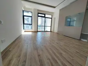 4bdrm Duplex in Riverside Drive for sale