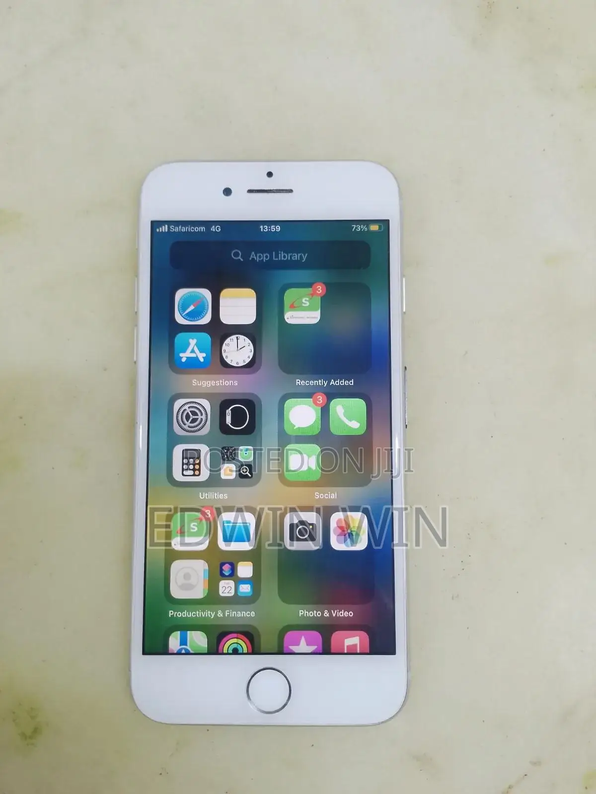Apple iPhone 8 64 GB White