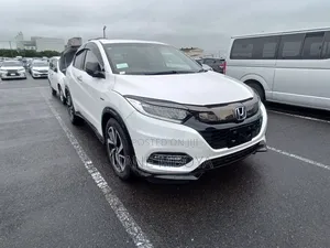 Honda Vezel 2019 White