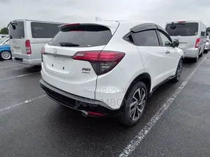 Honda Vezel 2019 White