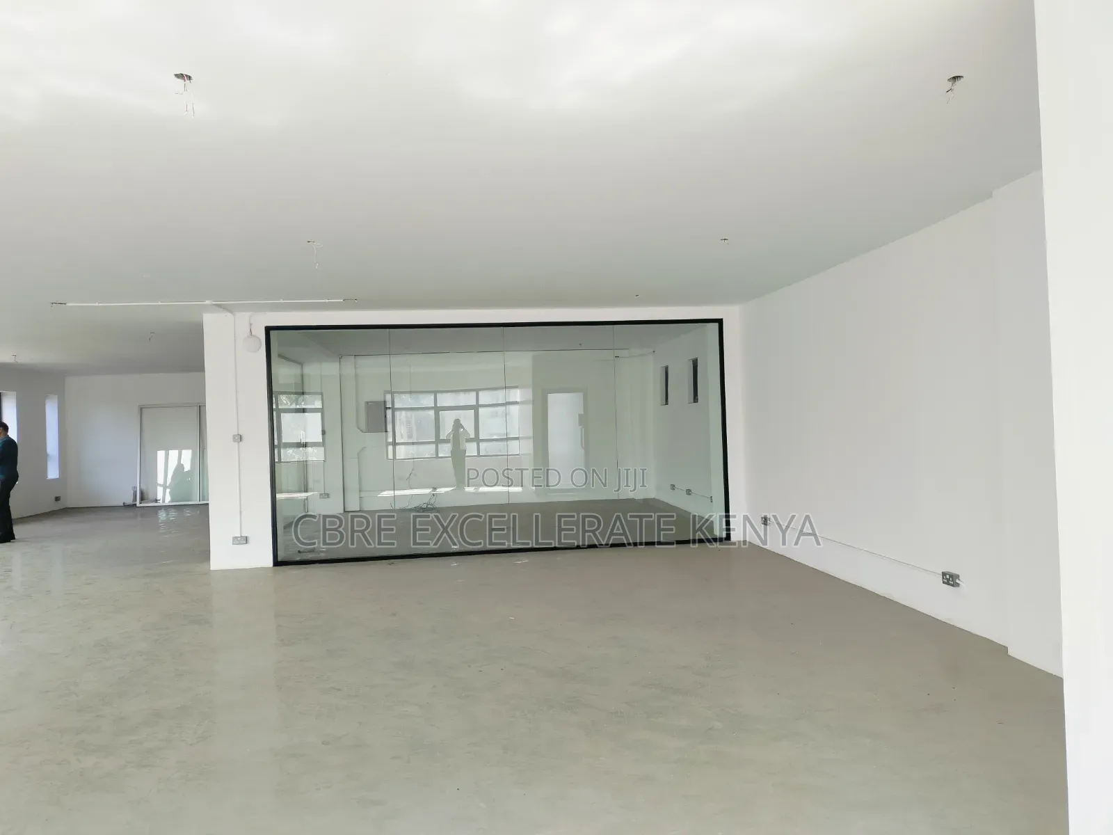 Semi Fitted Office Space