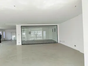 Semi Fitted Office Space