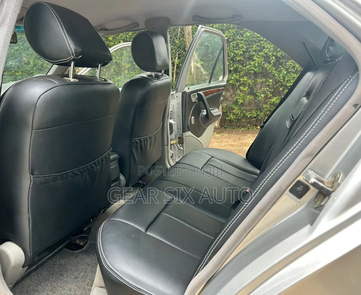 Mercedes-Benz E200 1998 Silver