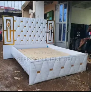 5x6 Luxury White Upholstered Bed