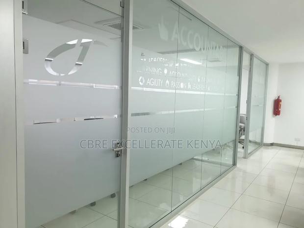 Partitioned Fitted Office - thumbnail 4
