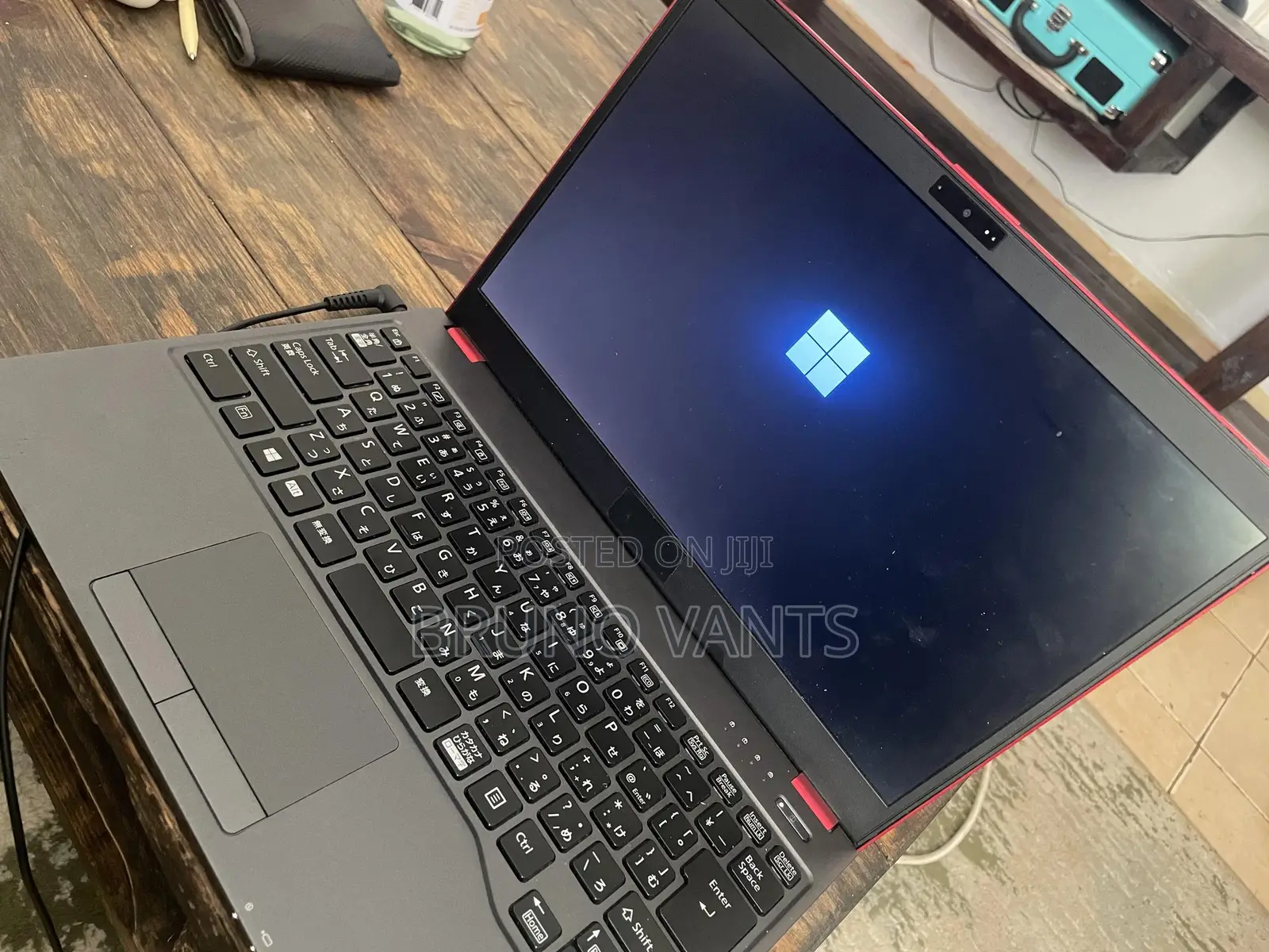 Laptop Fujitsu Lifebook E733 4GB Intel Celeron HDD+SSD 60GB