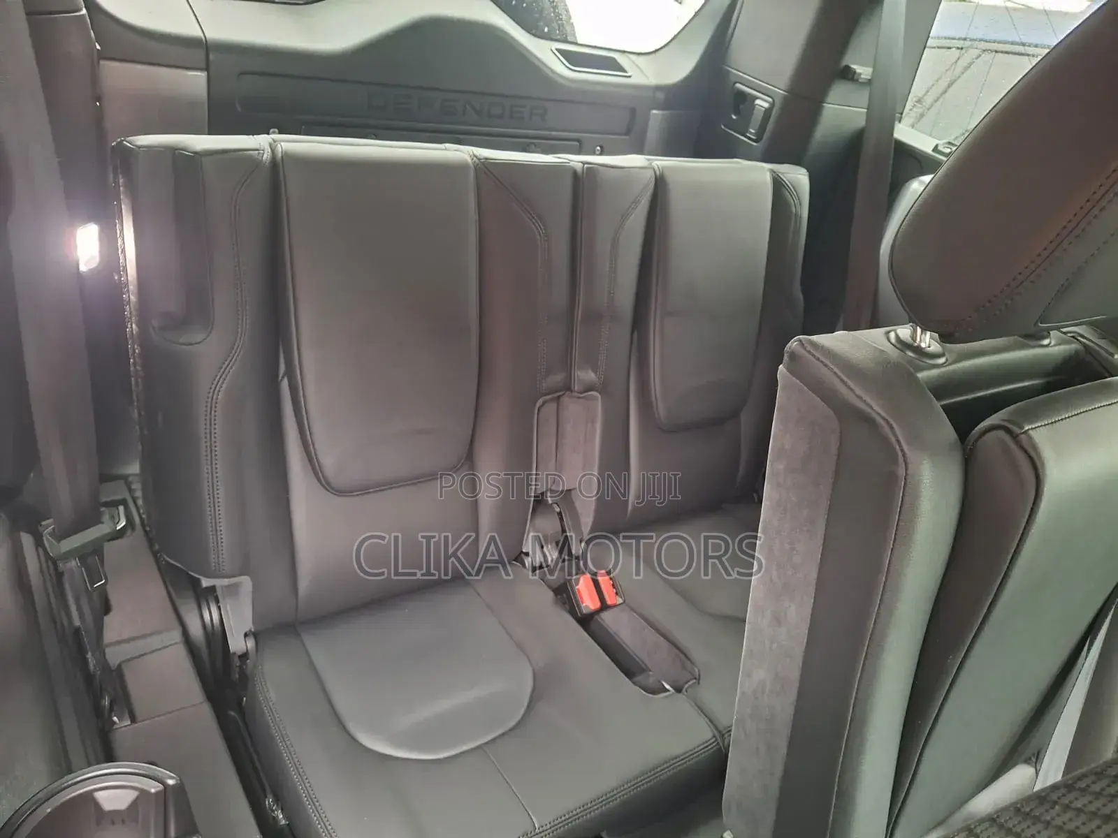 Land Rover Defender 2023 Gray