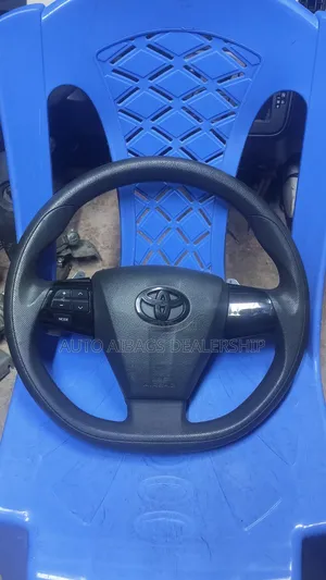 Toyota Wish Model 2010 Steering Wheel.