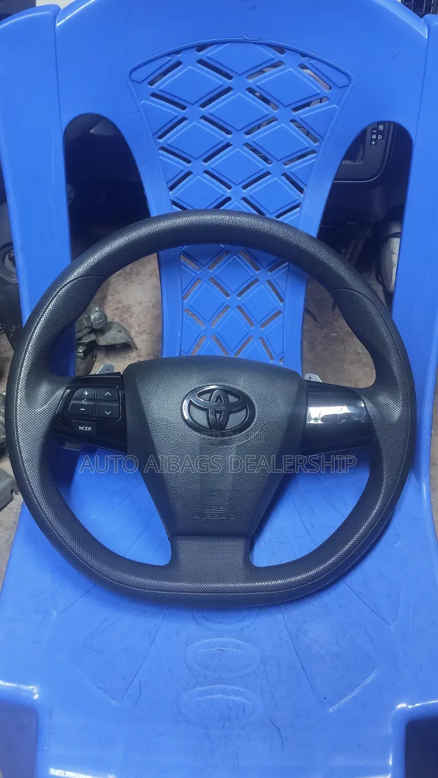 Toyota Wish Model 2010 Steering Wheel.