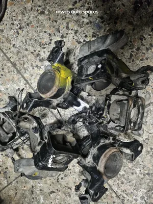 Suzuki Alto Engine Mounting
