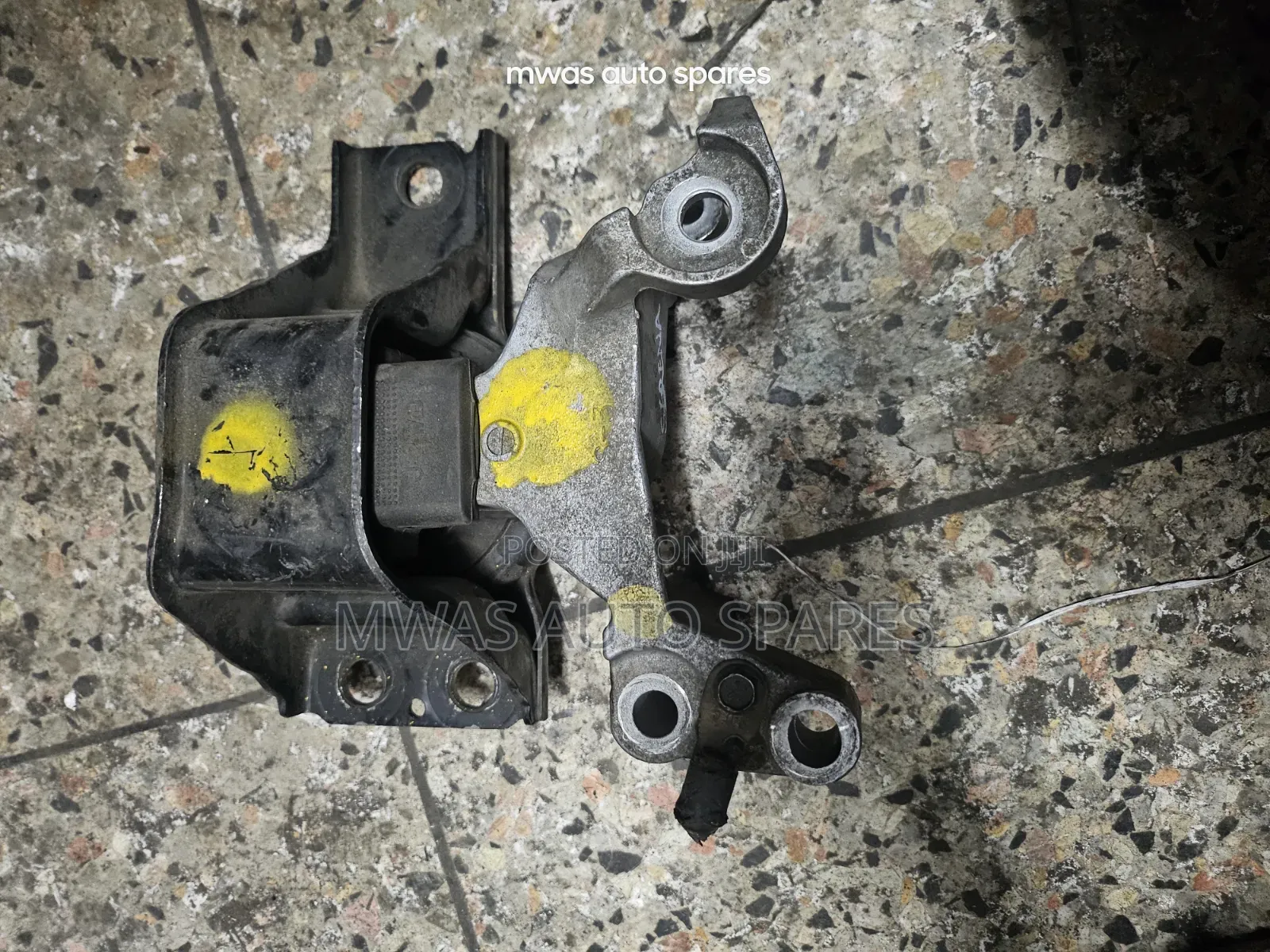 Nissan Serena Engine Mounting