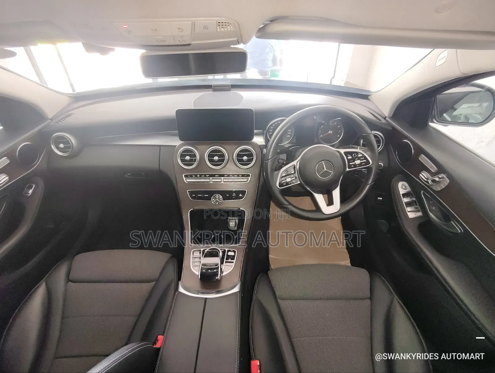 Mercedes-Benz C180 2018 Black
