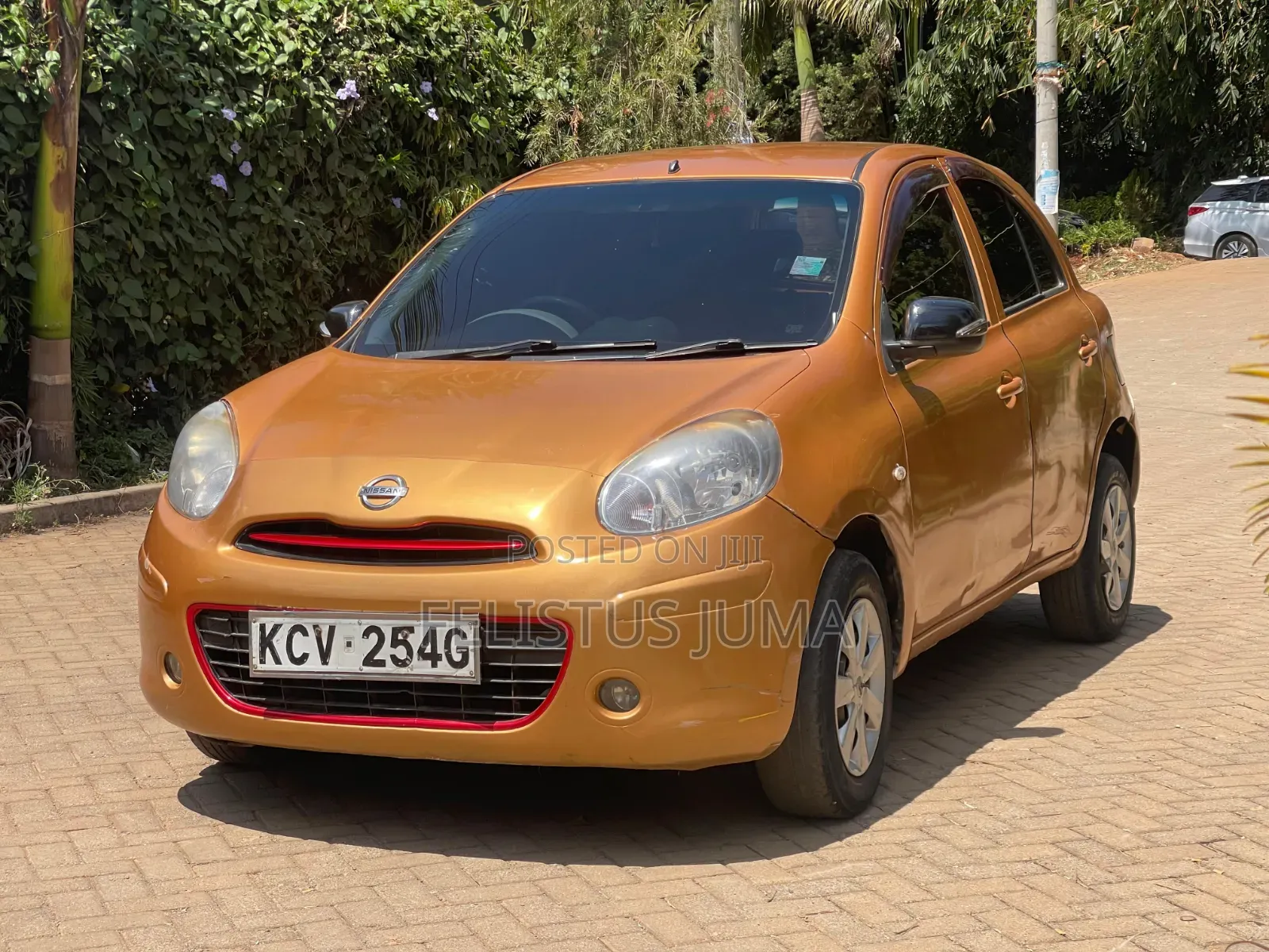 Nissan March 2009 Orange