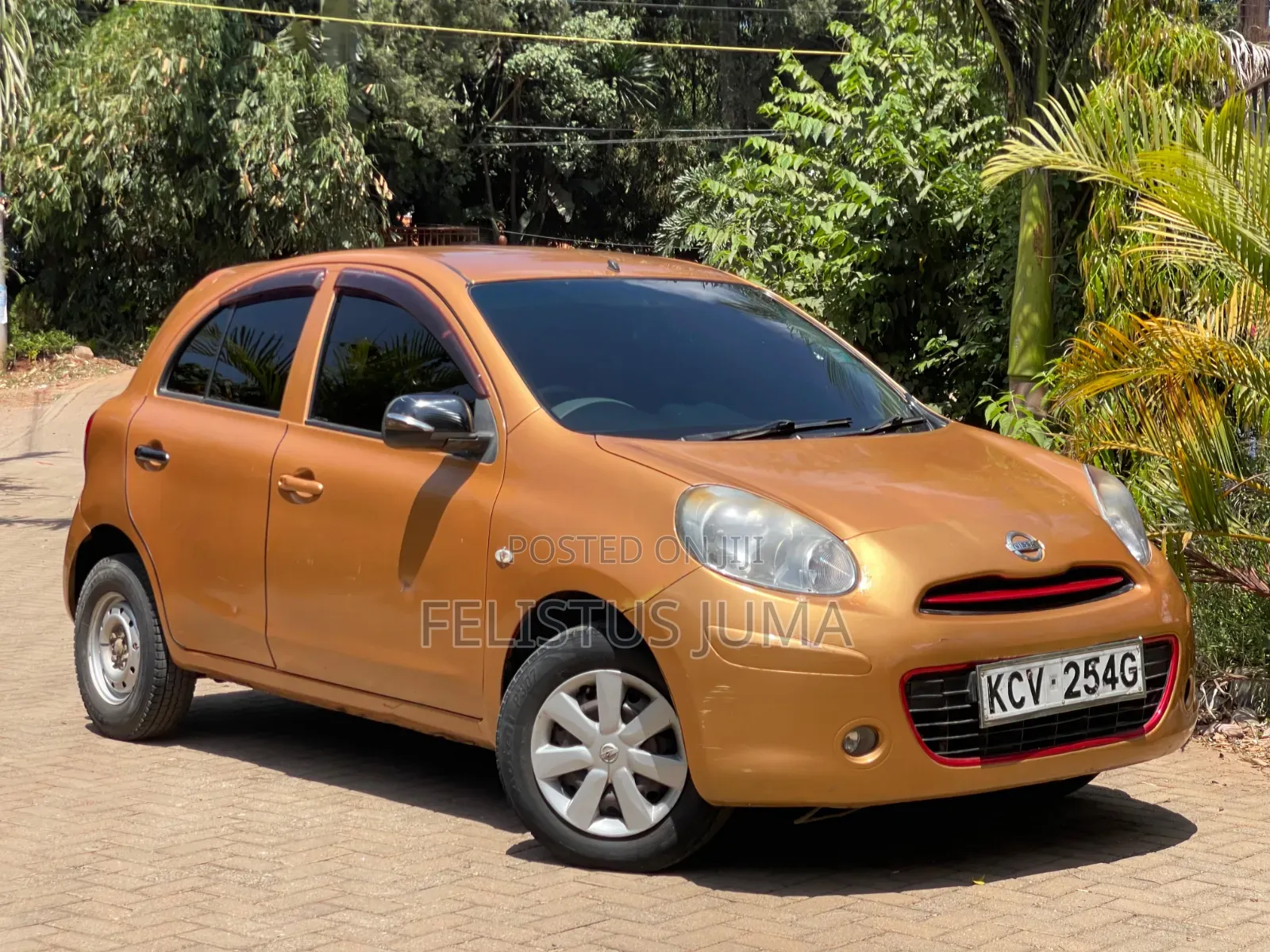 Nissan March 2009 Orange