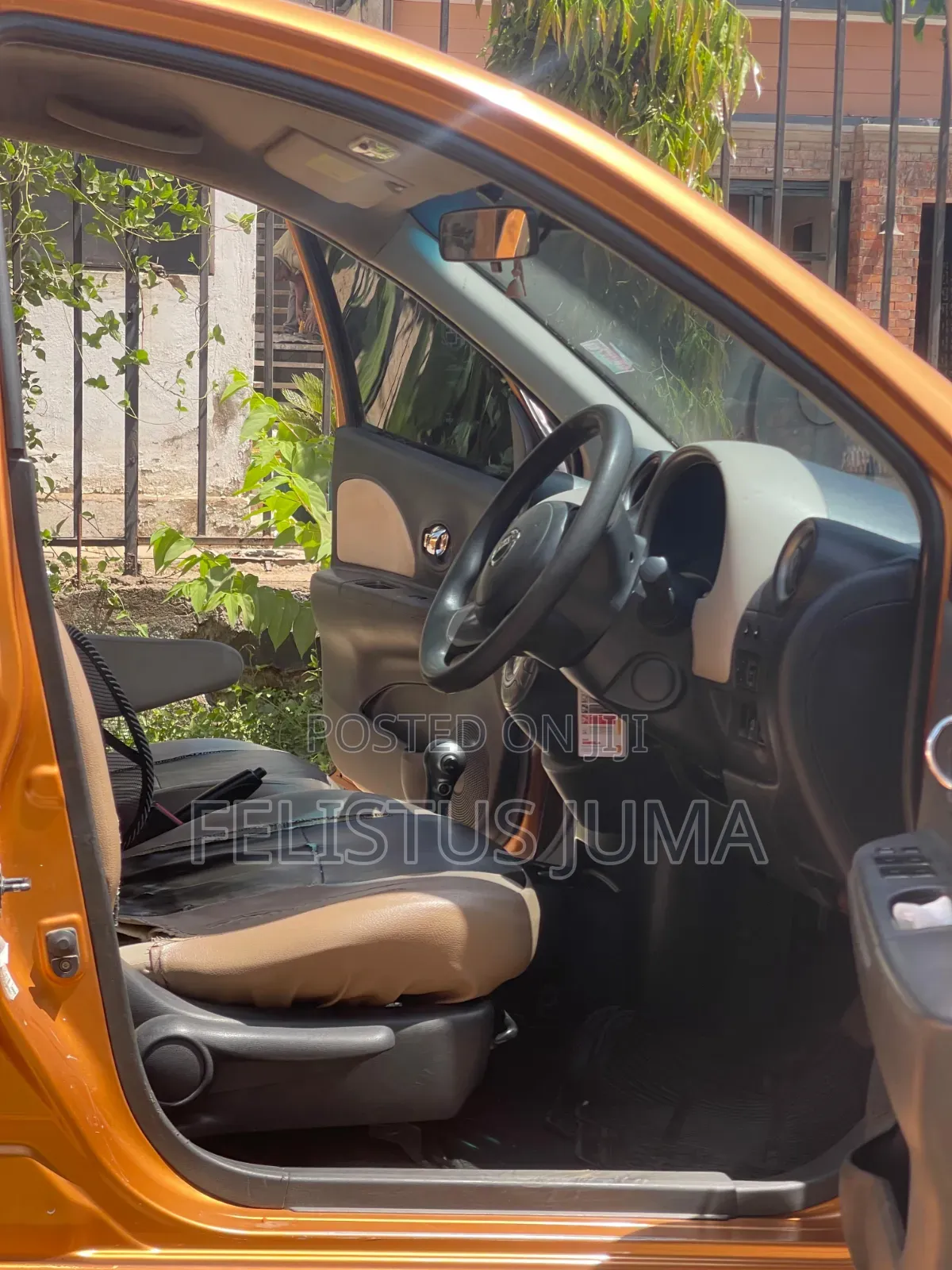 Nissan March 2009 Orange