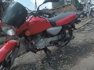 Bajaj Boxer 2018 Red