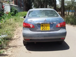 Nissan Sylphy 2012 Blue