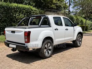 Isuzu D-MAX 2018 White