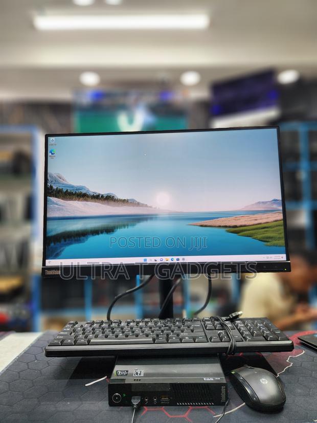 Desktop Computer Lenovo ThinkCentre M93p 4GB Intel Core i3 SSD 128GB - thumbnail 2
