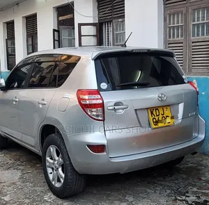 Toyota RAV4 2015 Silver