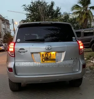 Toyota RAV4 2015 Silver