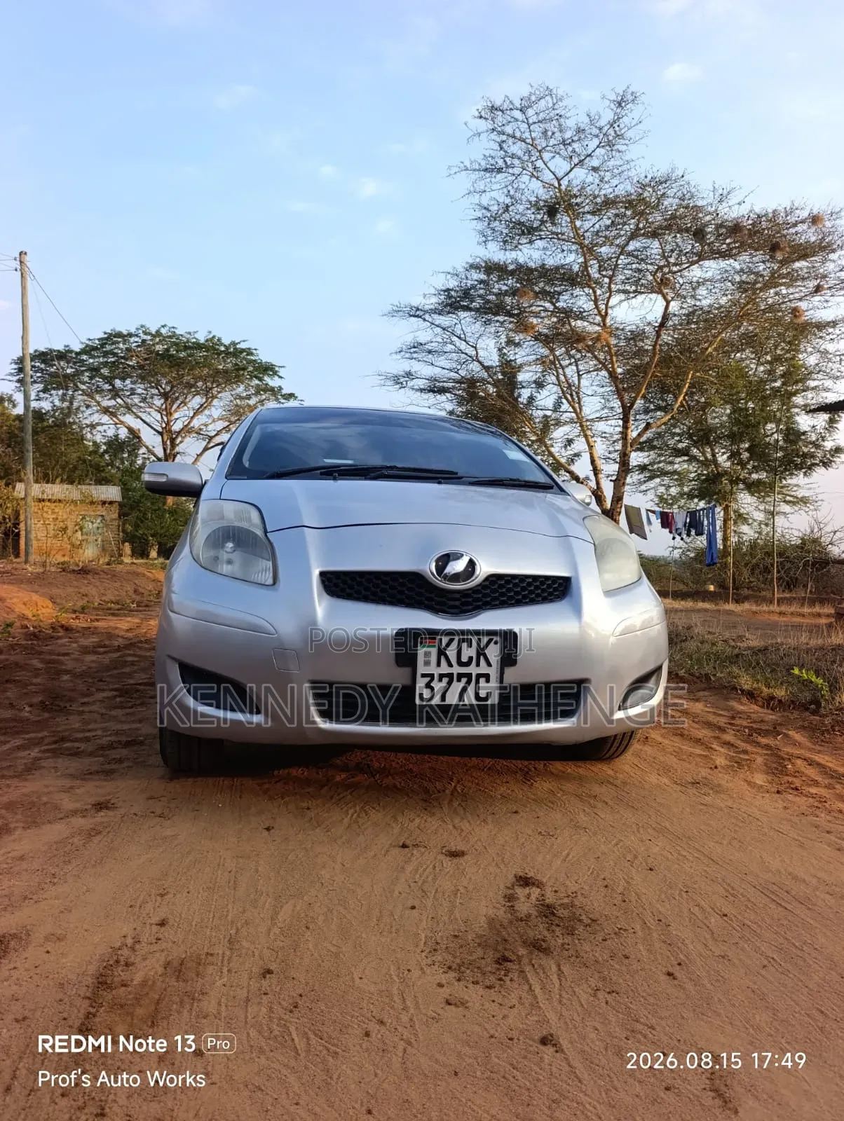 Toyota Vitz 1.3 FWD 3dr 2009 Silver