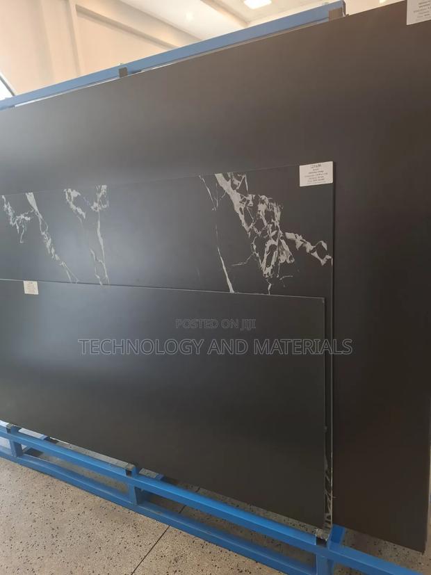 Absolute Black Sintered Stone - main view