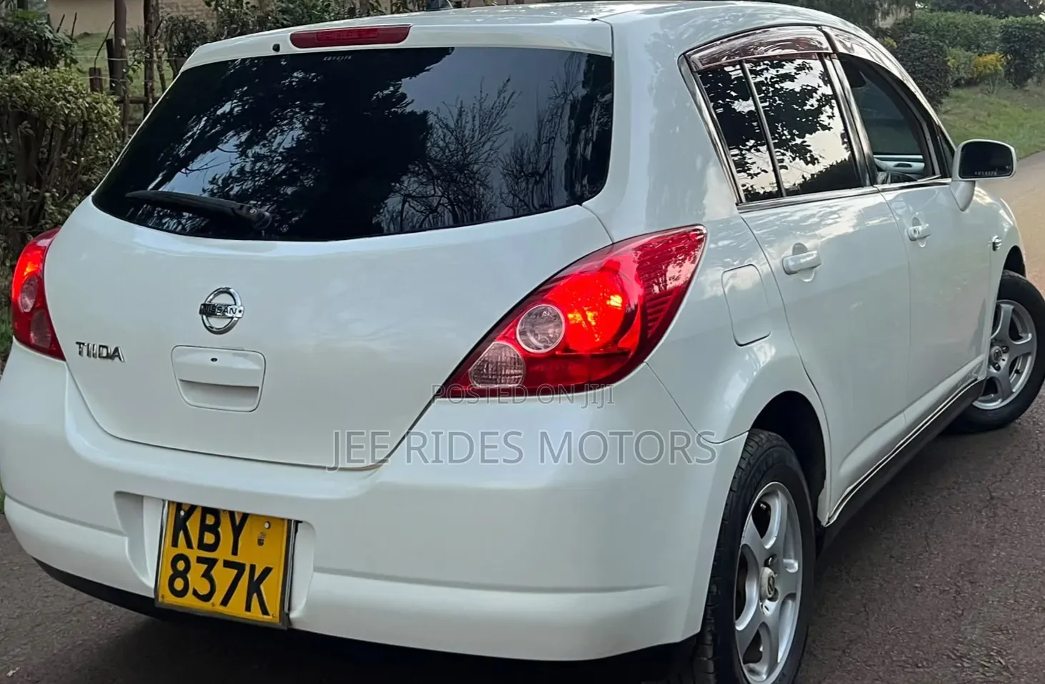 Nissan Tiida 2007 Pearl