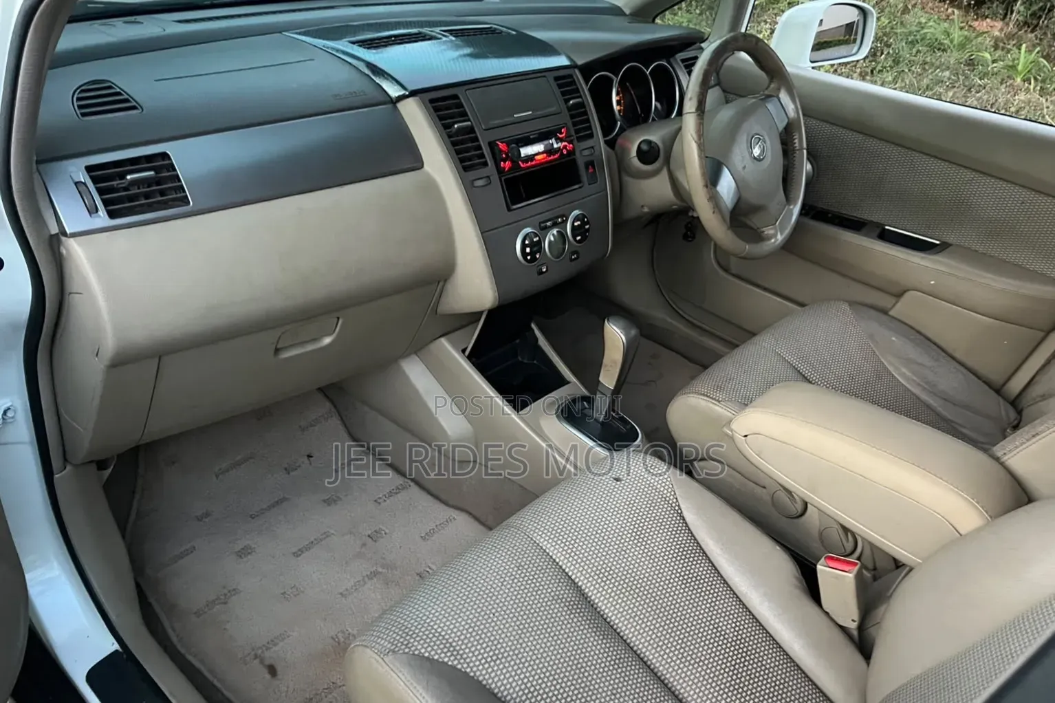 Nissan Tiida 2007 Pearl