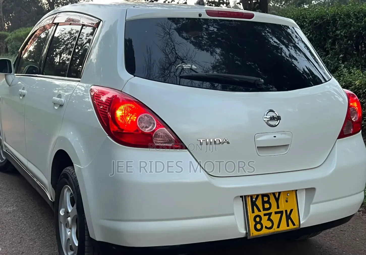 Nissan Tiida 2007 Pearl