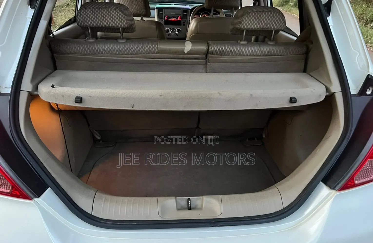 Nissan Tiida 2007 Pearl